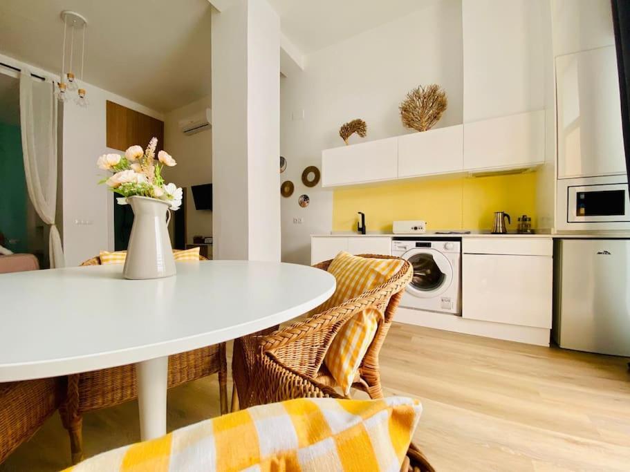 Beautiful And Charming Loft In Russafa Soho Apartment Valencia Ngoại thất bức ảnh